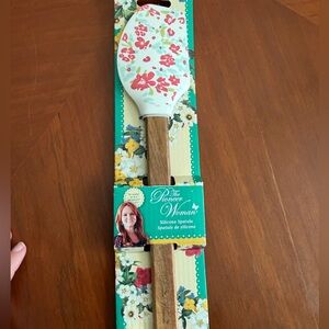 The Pioneer Woman Floral Silicone Spatula with Wooden Handle